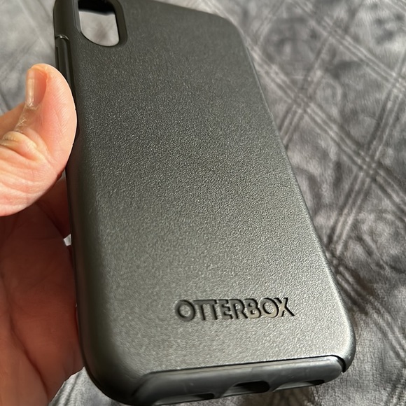 iPhone XR Case Symmetry Series. Black - Picture 8 of 16